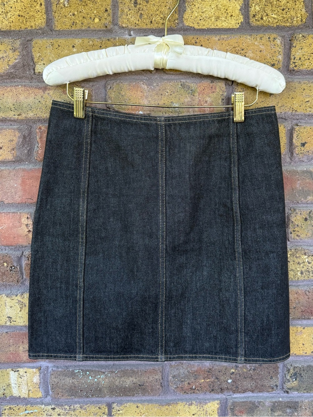 Banana Republic Classic Dark Denim Mini Skirt - Size 2